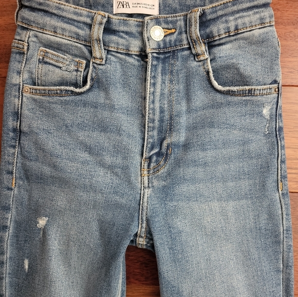 Zara High Rise Skinny Jean - Picture 5 of 8